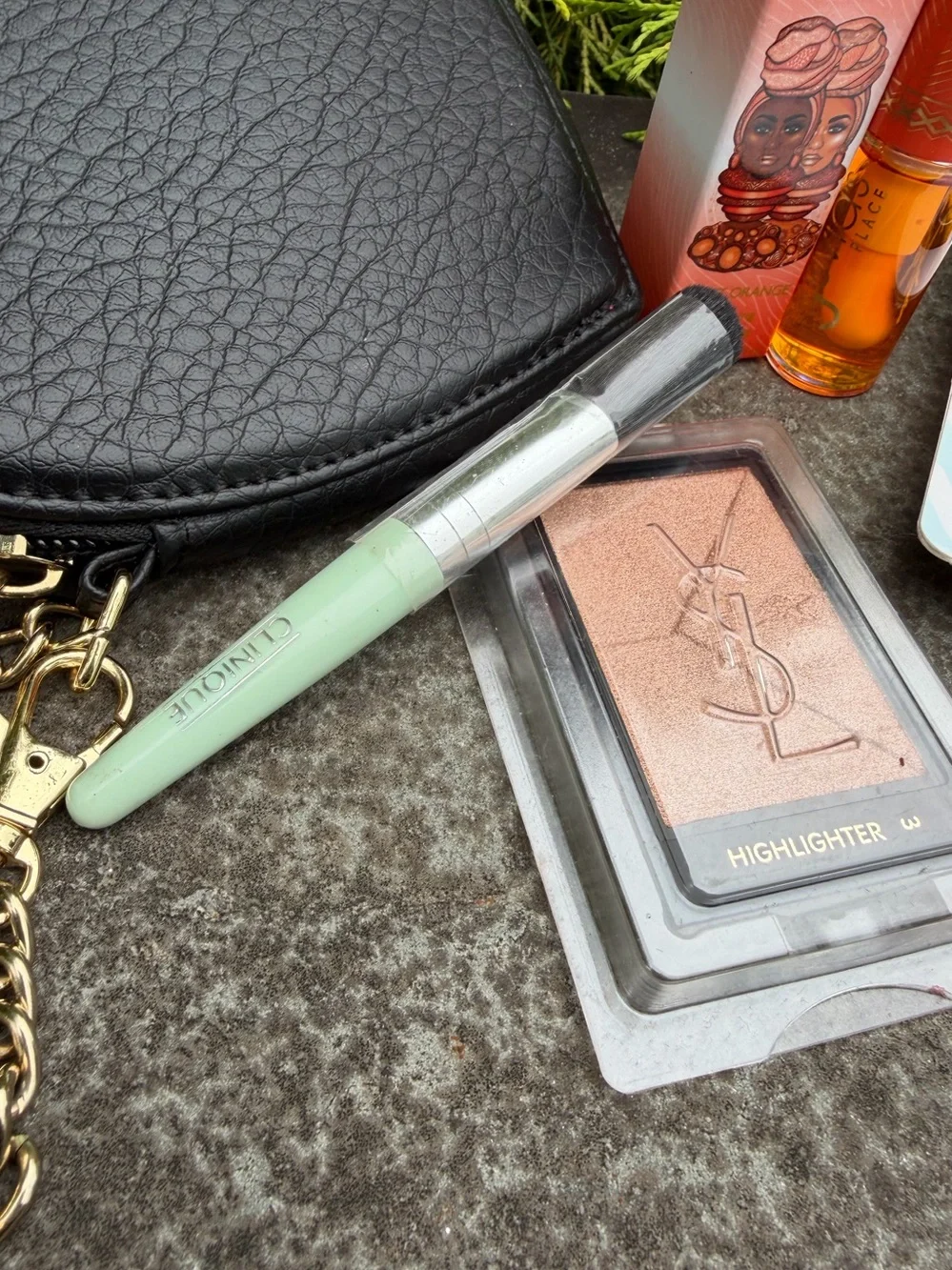 Juicy Couture Heart Wristlet Beauty Bundle